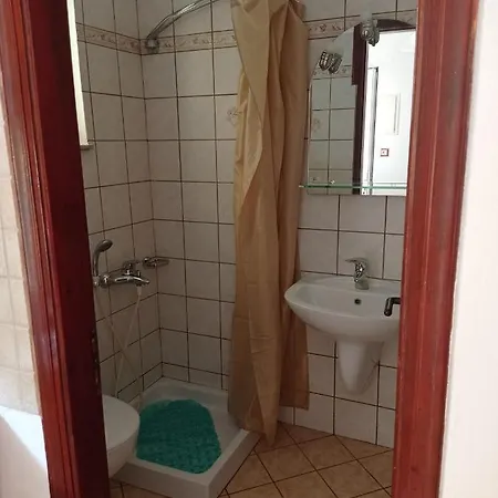 Apartment Thomas Agios Georgios Pagon